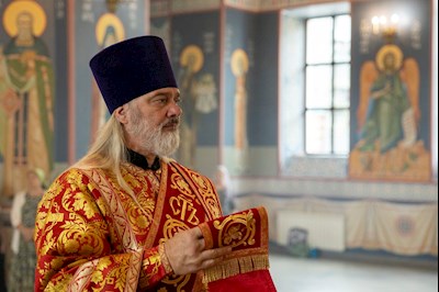 Митрополит Игнатий совершил Божественную литургию в Свято-Никольском мужском монастыре г. Саратова