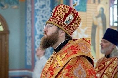 Митрополит Игнатий совершил Божественную литургию в Свято-Никольском мужском монастыре г. Саратова