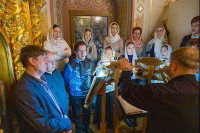 Митрополит Игнатий совершил ночное рождественское богослужение