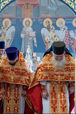 Митрополит Игнатий совершил Божественную литургию в Свято-Никольском мужском монастыре г. Саратова