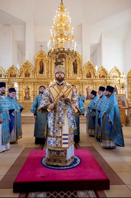Митрополит Игнатий совершил Божественную литургию в храме в честь Казанской иконы Божией Матери г.Саратова