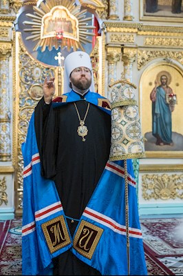 Митрополит Игнатий совершил Божественную литургию в Духосошественском соборе г. Саратова