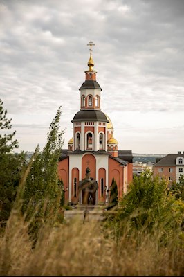 Митрополит Игнатий совершил Божественную литургию в Свято-Алексиевском женском монастыре г. Саратова