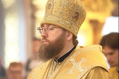 Митрополит Игнатий совершил Божественную литургию в Свято-Троицком кафедральном соборе г. Саратова