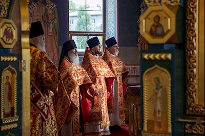 Митрополит Игнатий совершил Божественную литургию в Свято-Никольском мужском монастыре г. Саратова