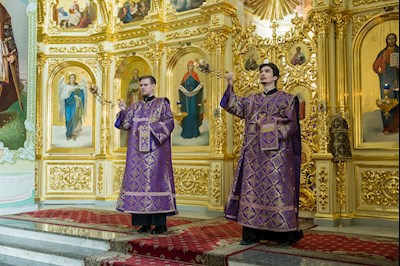 Митрополит Игнатий совершил всенощное бдение в Покровском соборе г. Саратова