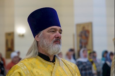 Митрополит Игнатий совершил Божественную литургию в соборном храме святителя Спиридона Тримифунтского г. Саратова