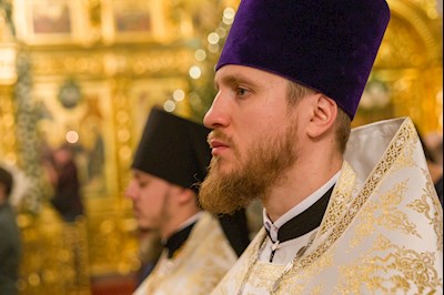 Митрополит Игнатий совершил ночное рождественское богослужение