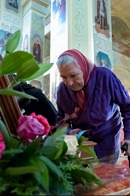 В Покровском соборе Саратова встретили ковчег с частицей мощей святого великомученика Пантелеимона