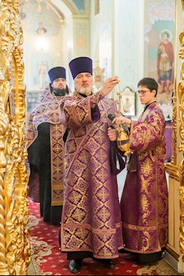 Митрополит Игнатий совершил всенощное бдение в Покровском соборе г. Саратова