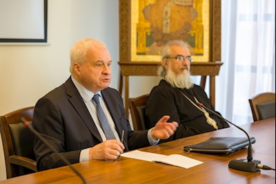 Семинаристы встретились с сенатором Андреем Денисовым