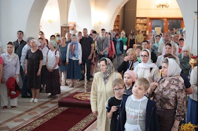 Всенощное бдение в Петропавловском храме г. Саратова