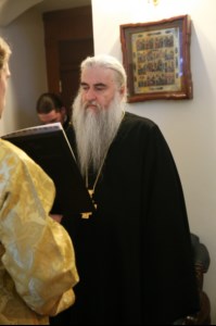 Всенощное бдение на Архиерейском подворье — в храме в честь иконы Божией Матери «Утоли моя печали» г. Саратова
