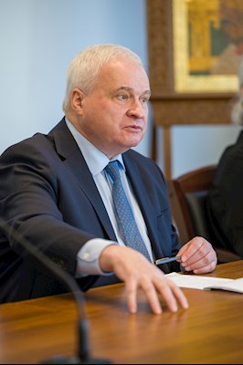 Семинаристы встретились с сенатором Андреем Денисовым