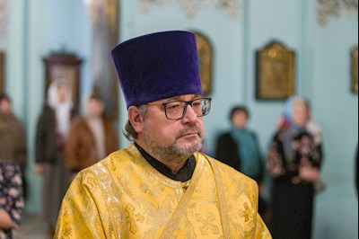Митрополит Игнатий совершил Божественную литургию в Духосошественском соборе г. Саратова