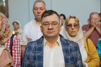 Митрополит Игнатий совершил Божественную литургию в Духосошественском соборе г. Саратова