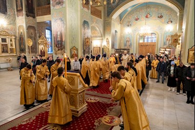 Митрополит Игнатий совершил всенощное бдение в Покровском соборе г. Саратова