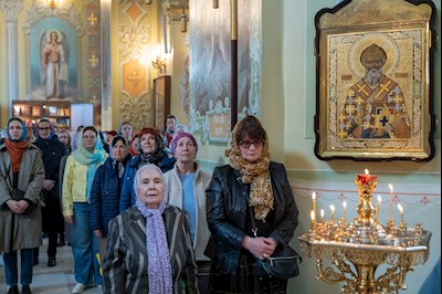 Митрополит Игнатий совершил Божественную литургию в Покровском соборе г. Саратова
