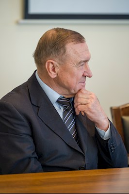 Семинаристы встретились с сенатором Андреем Денисовым