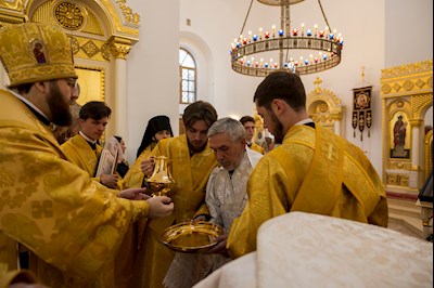 Митрополит Игнатий совершил Божественную литургию в университетском храме святых равноапостольных Мефодия и Кирилла