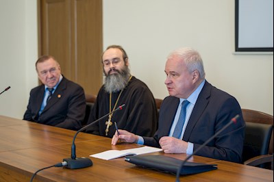 Семинаристы встретились с сенатором Андреем Денисовым