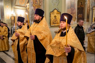 Митрополит Игнатий совершил всенощное бдение в Покровском соборе г. Саратова