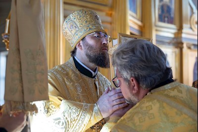 Митрополит Игнатий совершил Божественную литургию в храме апостола и евангелиста Иоанна Богослова при СПДС