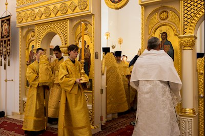 Митрополит Игнатий совершил Божественную литургию в университетском храме святых равноапостольных Мефодия и Кирилла