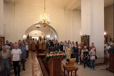 Всенощное бдение в Петропавловском храме г. Саратова