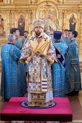 Митрополит Игнатий совершил Божественную литургию в храме в честь Казанской иконы Божией Матери г.Саратова