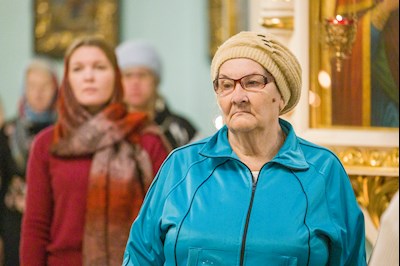 Митрополит Игнатий совершил Божественную литургию в Духосошественском соборе г. Саратова