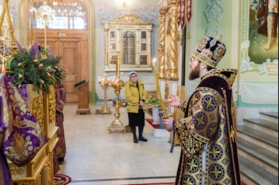 Митрополит Игнатий совершил всенощное бдение в Покровском соборе г. Саратова