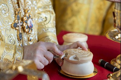 Митрополит Игнатий совершил Божественную литургию в храме апостола и евангелиста Иоанна Богослова при СПДС