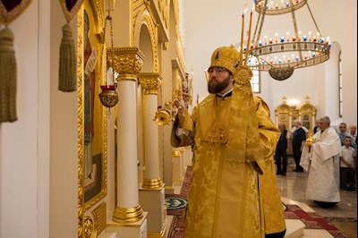 Митрополит Игнатий совершил Божественную литургию в университетском храме святых равноапостольных Мефодия и Кирилла