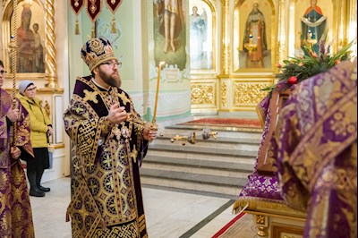 Митрополит Игнатий совершил всенощное бдение в Покровском соборе г. Саратова