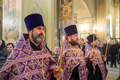 Митрополит Игнатий совершил всенощное бдение в Покровском соборе г. Саратова