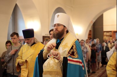 Всенощное бдение в Петропавловском храме г. Саратова
