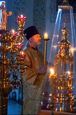 Митрополит Игнатий совершил всенощное бдение в Покровском соборе г. Саратова