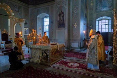 Митрополит Игнатий совершил всенощное бдение в Покровском соборе г. Саратова