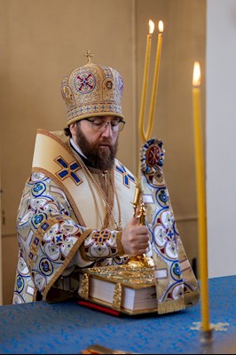 Митрополит Игнатий совершил Божественную литургию в храме в честь Казанской иконы Божией Матери г.Саратова