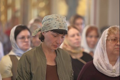 Митрополит Игнатий совершил Божественную литургию в Свято-Троицком кафедральном соборе г. Саратова