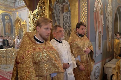 Митрополит Игнатий совершил Божественную литургию в Свято-Троицком кафедральном соборе г. Саратова