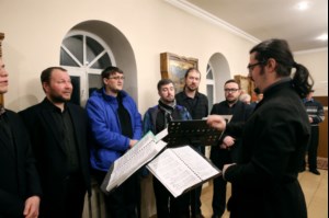 Божественная литургия в храме в честь иконы Божией Матери «Скоропослушница» г. Шиханы Вольского района