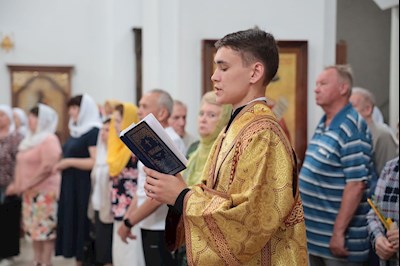 Всенощное бдение в Петропавловском храме г. Саратова