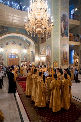 Митрополит Игнатий совершил всенощное бдение в Покровском соборе г. Саратова