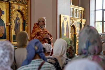 Митрополит Игнатий совершил Божественную литургию в Свято-Никольском мужском монастыре г. Саратова