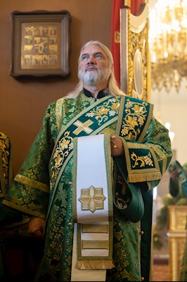 Митрополит Игнатий совершил Божественную литургию в Серафимовском храме г. Саратова