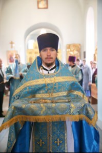 Божественная литургия в храме в честь Покрова Пресвятой Богородицы г.Петровска
