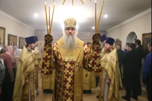 Божественная литургия в храме в честь иконы Божией Матери «Скоропослушница» г. Шиханы Вольского района