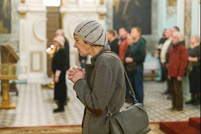Митрополит Игнатий совершил Божественную литургию в Духосошественском соборе г. Саратова